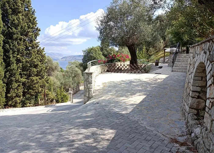 'villa Elissavet' - Kalami Bay - Family Pool House Gimari