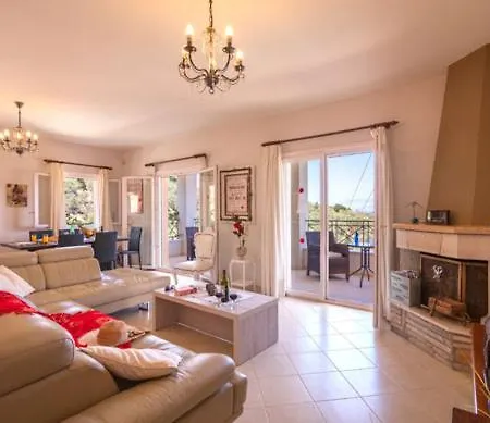 'villa Elissavet' - Kalami Bay - Family Pool House * Gimari