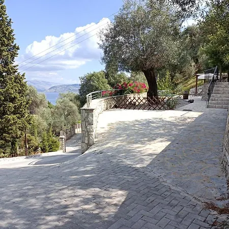 'villa Elissavet' - Kalami Bay - Family Pool House Gimari