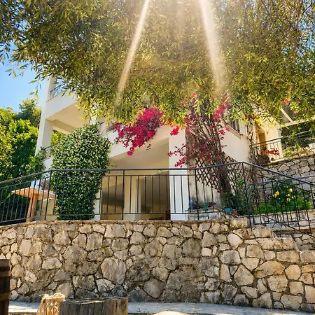 'villa Elissavet' - Kalami Bay - Family Pool House Villa